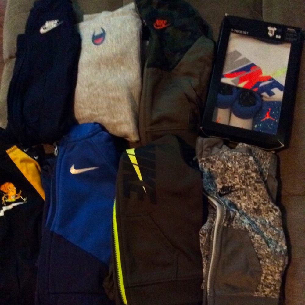 Nike two pieces brand new gift box set